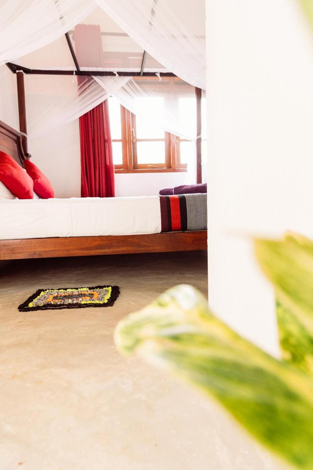 Hiriketiya Ladina Homestay Диквела Екстериор снимка